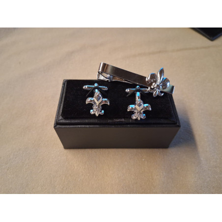 Lot boutons de manchettes + pince à cravate argent